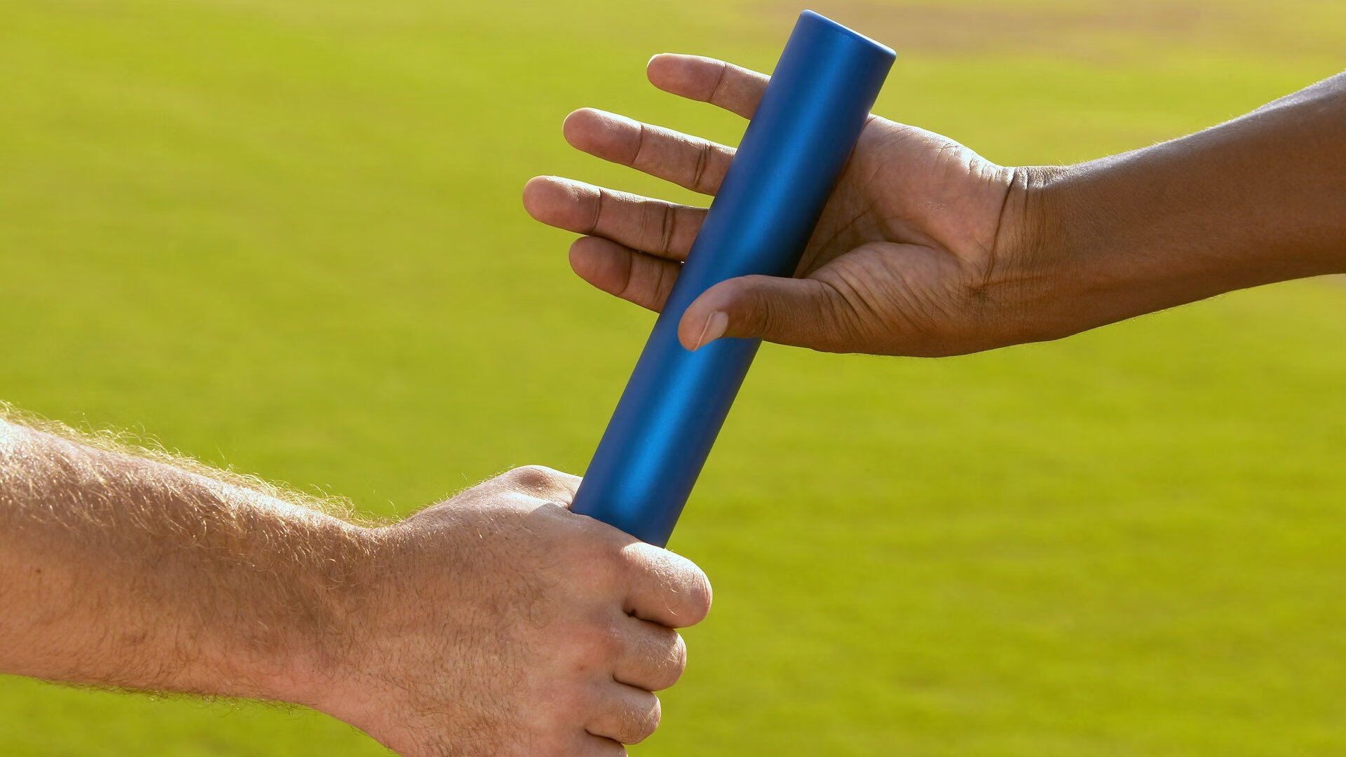 德甲联赛激战正酣,拜仁慕尼黑紧追勒沃库森,保级大战白热化